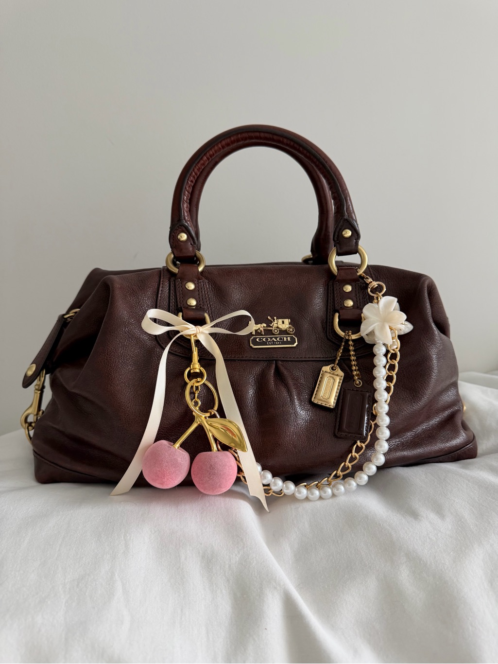 Vintage Coach Brown Leather Madison Maggie M Bag W/Gold Hardware